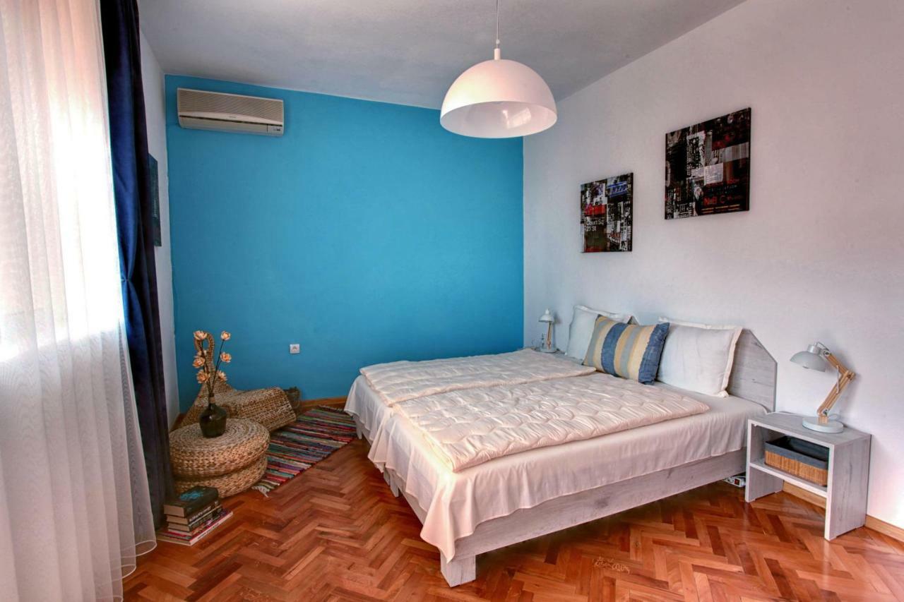 Terrace Home - Three Bedrooms City Center Plovdiv Bagian luar foto